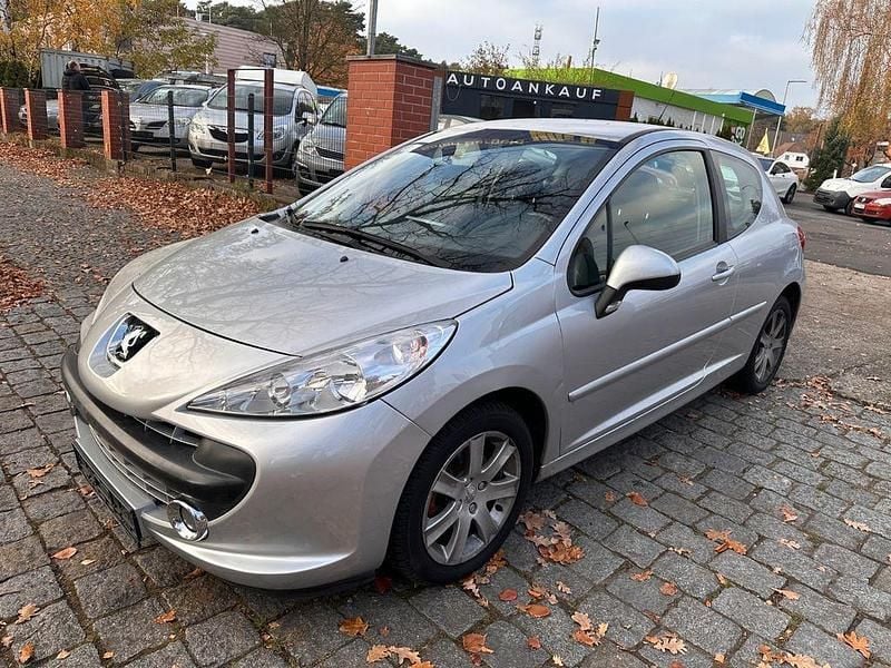 Grau Gebraucht 2009 Peugeot 207 Sport Limousine | 2.999 € (Fairer Preis) - Bild 1/4
