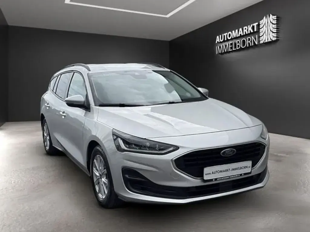 Gebraucht Ford Focus Cool & Connect 319 PS (234 kW) 2022 Silber (metallic) Kombi