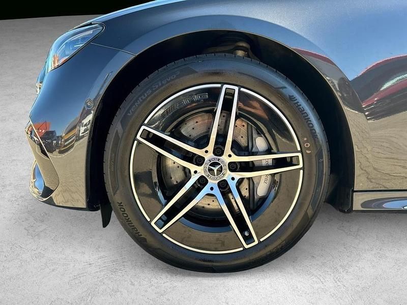 Gebraucht Mercedes E300 AMG 197 PS (144 kW) 2024 Grau Kombi