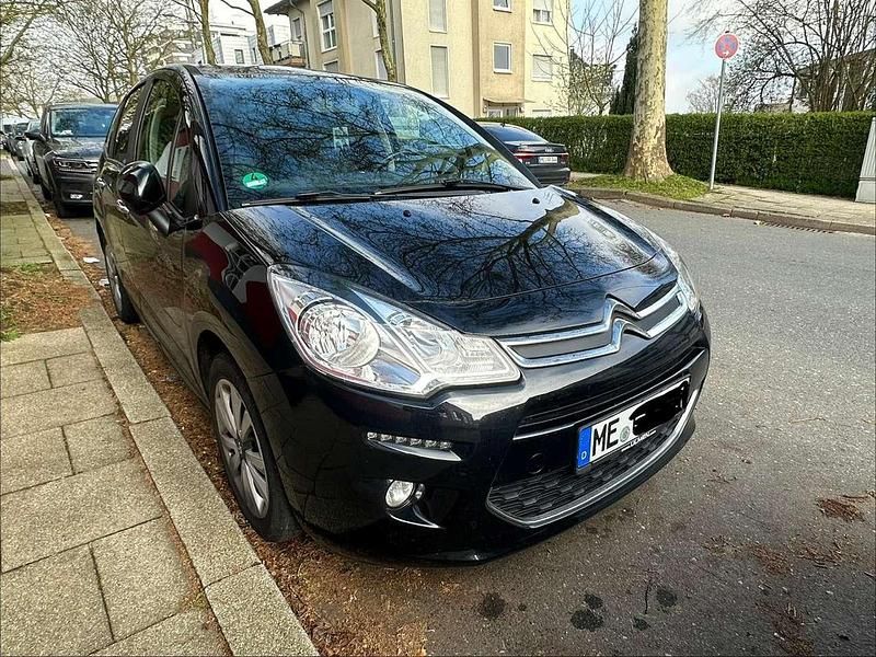 Second-hand Citroën C3 68 CP (50 kW) 2015 Negru Hatchback