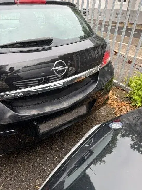 Gebraucht Opel Astra GTC Catch Me 116 PS (85 kW) 2007 Schwarz