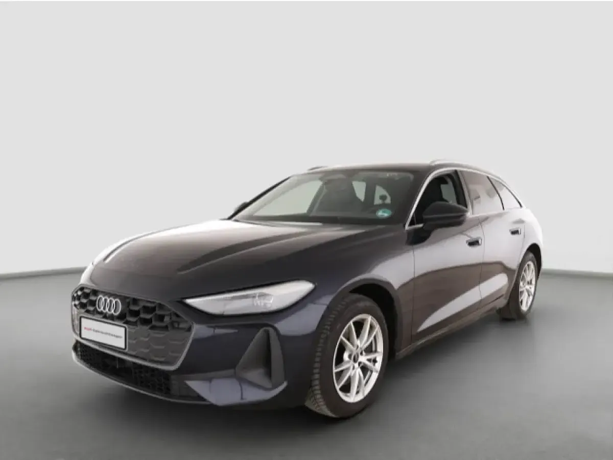 Gebraucht Audi A5 Ambiente 204 PS (150 kW) 2025 Firmamentblau metallic Kombi