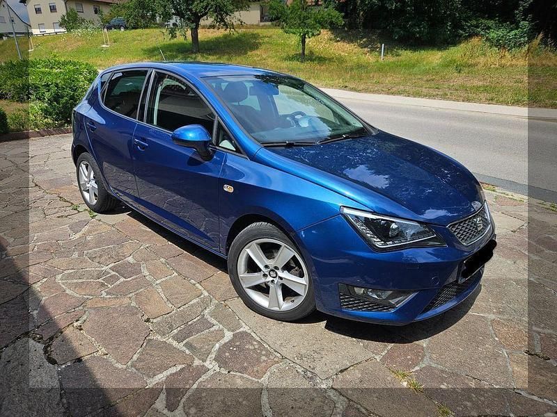 Blau Gebraucht 2015 Seat Ibiza FR Kleinwagen | 7.400 € (Fairer Preis) - Bild 1/4