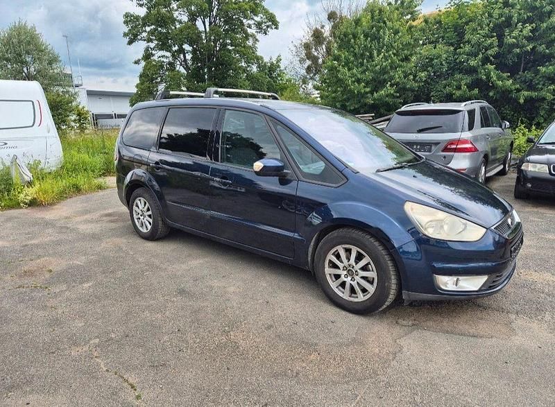 Blau Gebraucht 2008 Ford Galaxy Van / Kleinbus | 2.500 € (Superpreis) - Bild 1/4