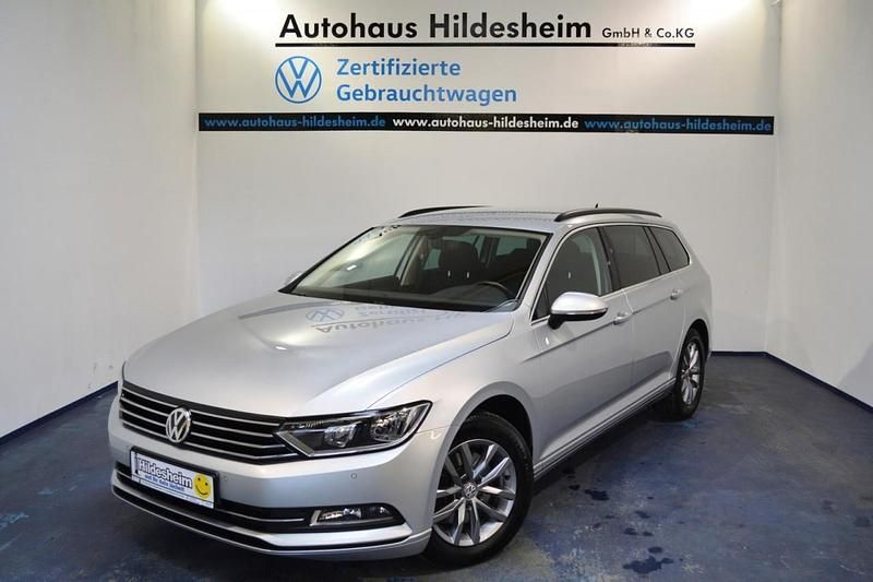 Gebraucht VW Passat Comfortline 150 PS (110 kW) 2018 Silber Kombi