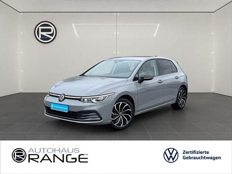 Gebraucht VW Golf VIII Move 150 PS (110 kW) 2023 Grau Limousine