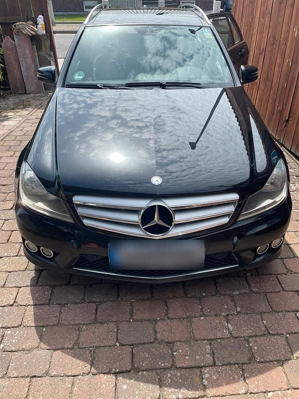 Gebraucht Mercedes 250 AMG 204 PS (150 kW) 2011 Schwarz Kombi