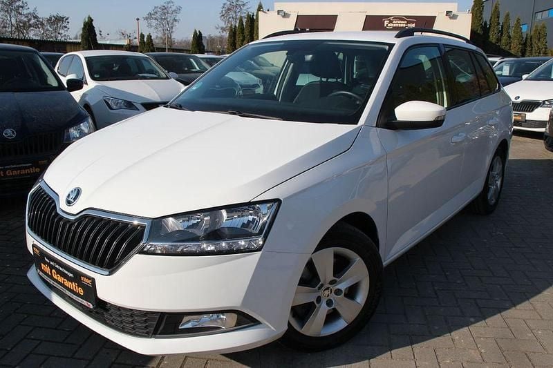 Gebraucht Skoda Fabia Ambition 95 PS (69 kW) 2022 Weiß Kleinwagen