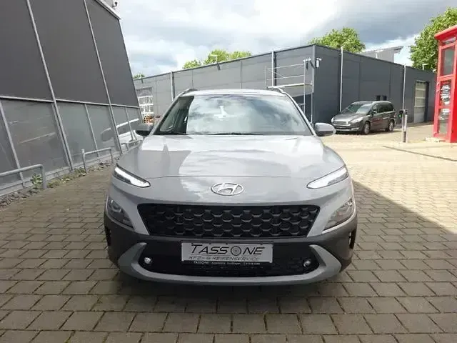 Gebraucht Hyundai Kona Comfort 120 PS (88 kW) 2023 Grau SUV