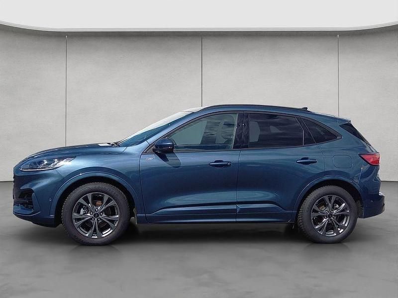 Gebraucht Ford Kuga ST-Line X 150 PS (110 kW) 2023 Chrome blue metallic SUV