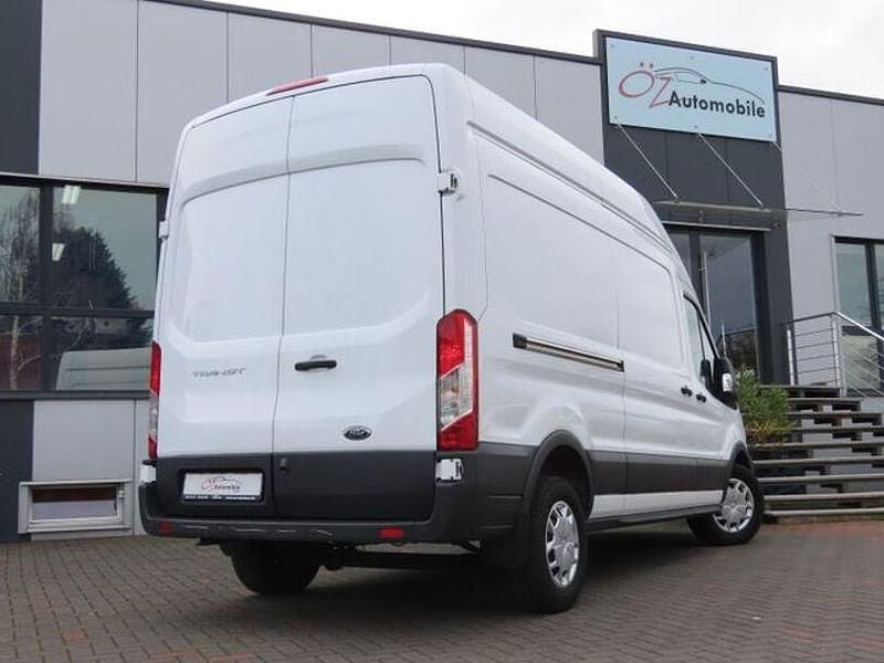 Gebraucht Ford Transit 170 PS (125 kW) 2019 Weiß Pickup