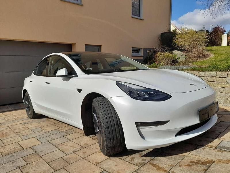Gebraucht Tesla Model 3 366 kW (498 PS) 2022 Weiß Limousine