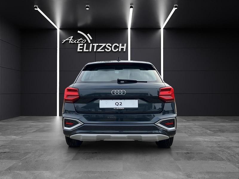 Neu Audi Q2 Advanced 150 PS (110 kW) 2025 Manhattangrau metallic SUV
