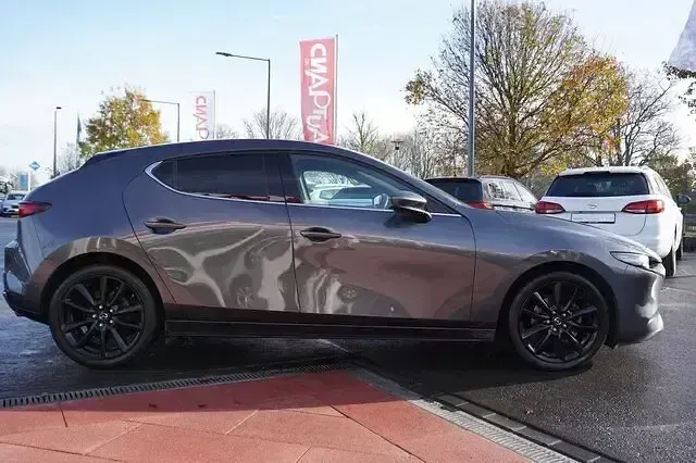Używany Mazda 3 Selection 179 KM (131 kW) 2020 Szary Sedan/Limuzyna