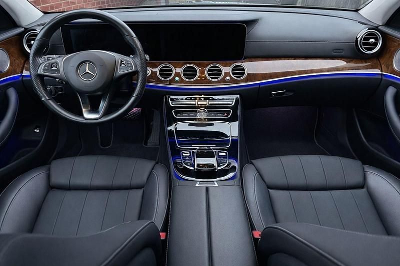 Gebraucht Mercedes E200 184 PS (135 kW) 2016 Grau Limousine