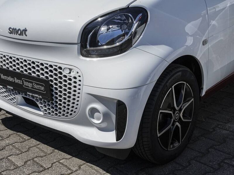 Gebraucht Smart ForTwo Electric Drive Passion 60 kW (82 PS) 2020 Weiß Kleinwagen