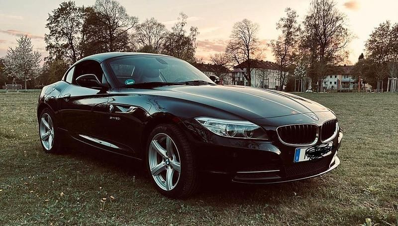 Second-hand BMW Z4 184 CP (135 kW) 2015 Negru Cabrio