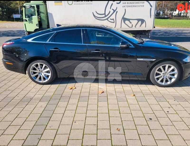 Gebraucht Jaguar XJ Luxury 275 PS (202 kW) 2013 Schwarz Limousine