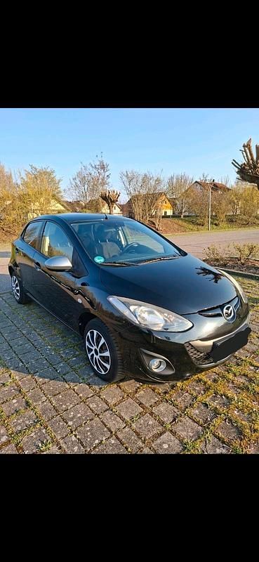 Gebraucht Mazda 2 84 PS (61 kW) 2014 Schwarz Kleinwagen