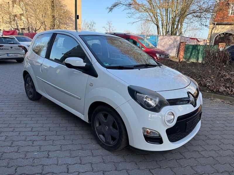 Second-hand Renault Twingo Initiale Paris 75 CP (55 kW) 2013 Alb Hatchback