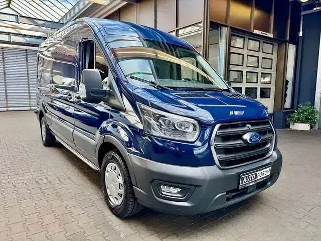 Second-hand Ford Transit 170 CP (125 kW) 2019 Albastru Monovolum
