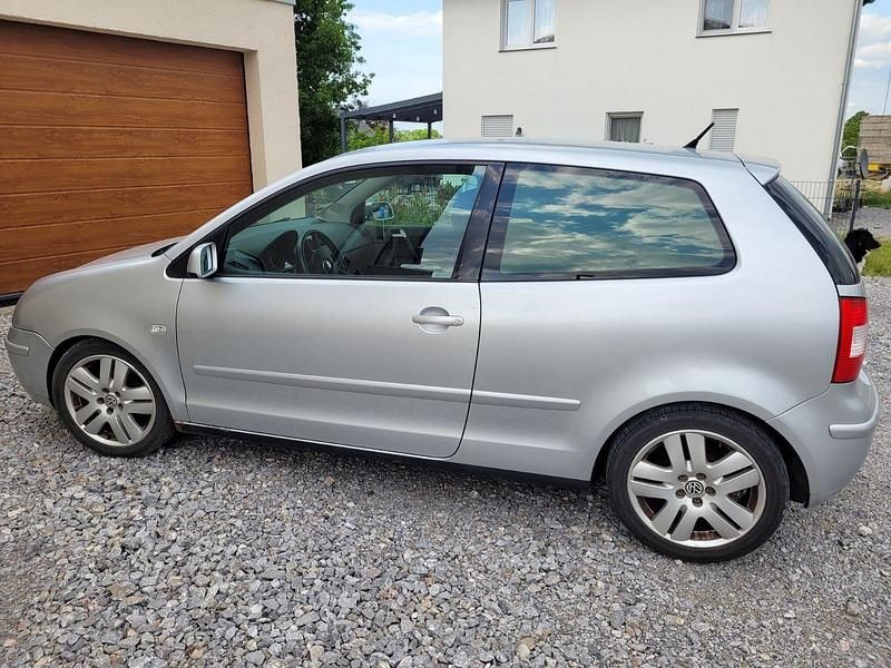 Silber Gebraucht 2003 VW Polo Highline Kleinwagen | 2.200 € (Fairer Preis) - Bild 1/4