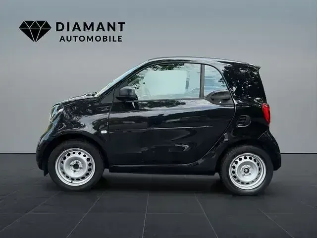 Gebraucht Smart ForTwo Coupé 71 PS (52 kW) 2017 Schwarz Coupé