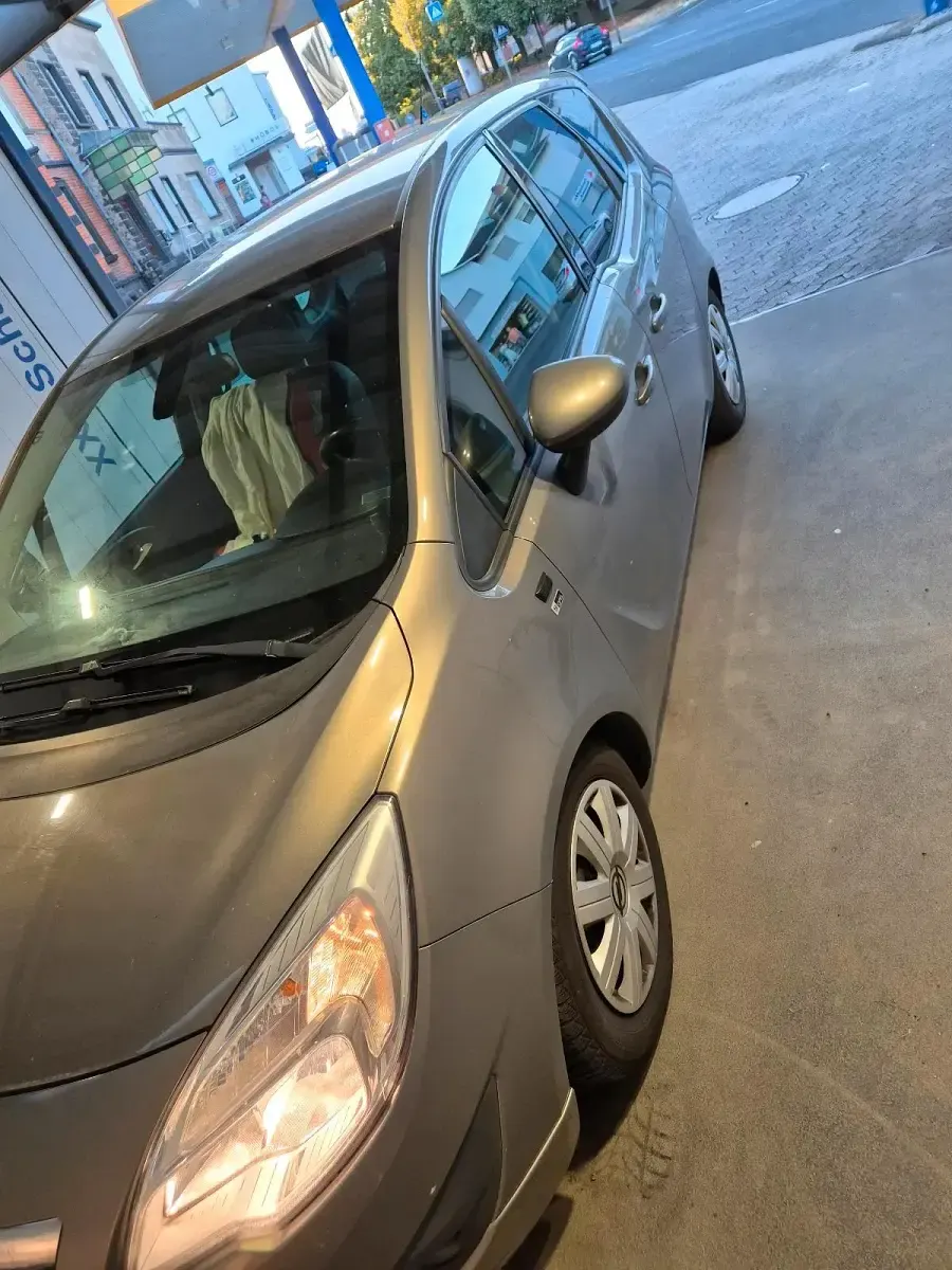 Gebraucht Opel Meriva 120 PS (88 kW) 2012 Braun Van / Kleinbus