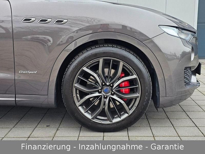 Gebraucht Maserati Levante 349 PS (256 kW) 2018 Grau SUV