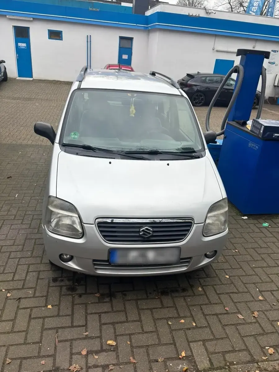 Gebraucht Suzuki Wagon R 76 PS (55 kW) 2003 Silber Van / Kleinbus