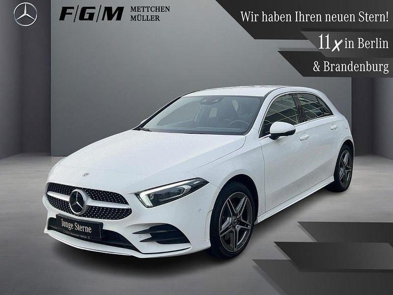 Weiß Gebraucht 2022 Mercedes A250 AMG line Limousine | 27.870 € (Fairer Preis) - Bild 1/4