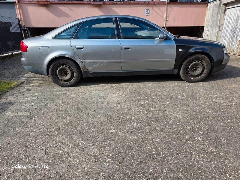 Używany Audi A6 150 KM (110 kW) 2002 Szary Sedan/Limuzyna