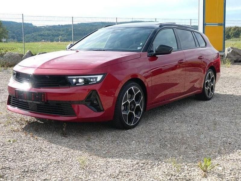 Peperoncino red Gebraucht 2024 Opel Astra Ultimate Kombi | 28.990 € (Teuer) - Bild 1/4