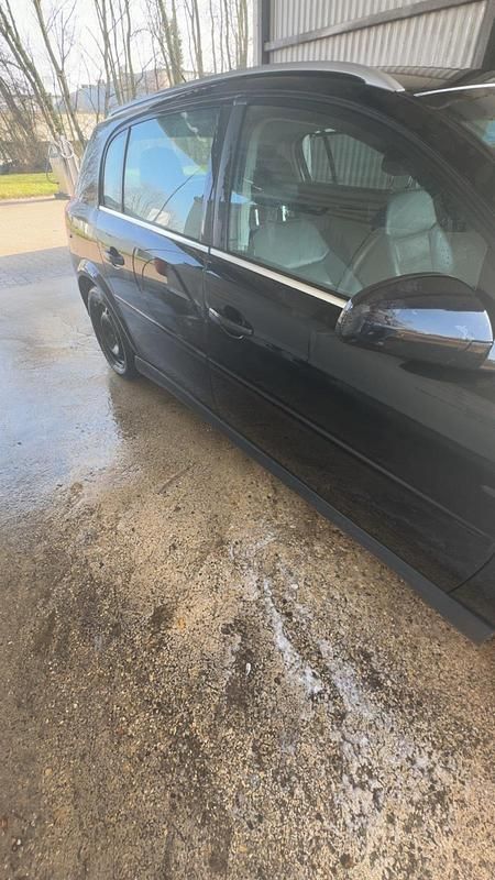 Gebraucht Opel Vectra 120 PS (88 kW) 2006 Schwarz Kombi