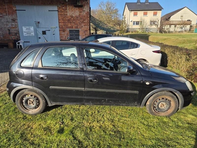 Schwarz Gebraucht 2004 Opel Corsa Kleinwagen | 850 € (Guter Preis) - Bild 1/4