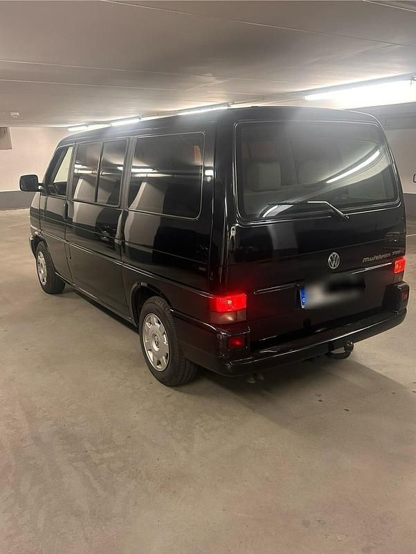 Schwarz Gebraucht 1998 VW T4 Van | 5.000 € (Guter Preis) - Bild 1/4