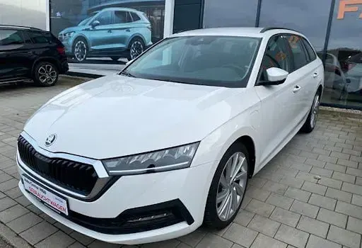 Gebraucht Skoda Octavia Ambition 204 PS (150 kW) 2021 Kombi