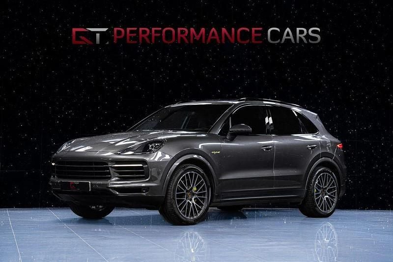 Grau Gebraucht 2019 Porsche Cayenne SUV | 66.490 € (Guter Preis) - Bild 1/3
