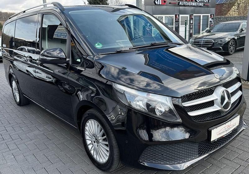 Gebraucht Mercedes V220 Sport 163 PS (119 kW) 2020 Schwarz Van / Kleinbus
