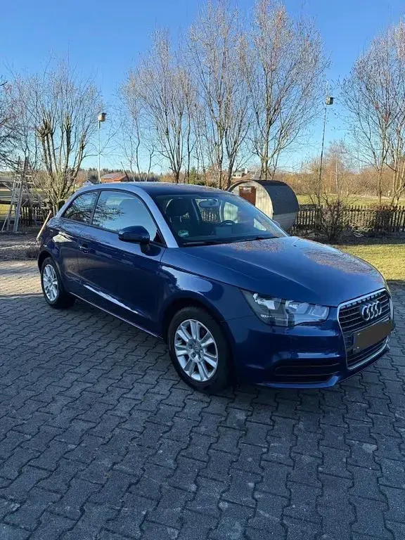 Brugt Audi A1 Attraction 86 HK (63 kW) 2011 Blå Hatchback