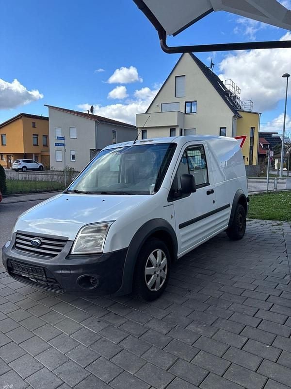 Gebraucht Ford Tourneo Connect 75 PS (55 kW) 2012 Weiß Van / Kleinbus