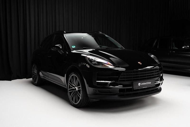 Gebraucht Porsche Macan Basis 245 PS (180 kW) 2020 Schwarz SUV