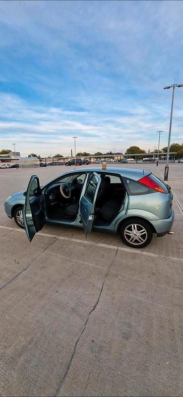 Second-hand Ford Focus 75 CP (55 kW) 1999 Berlinǎ