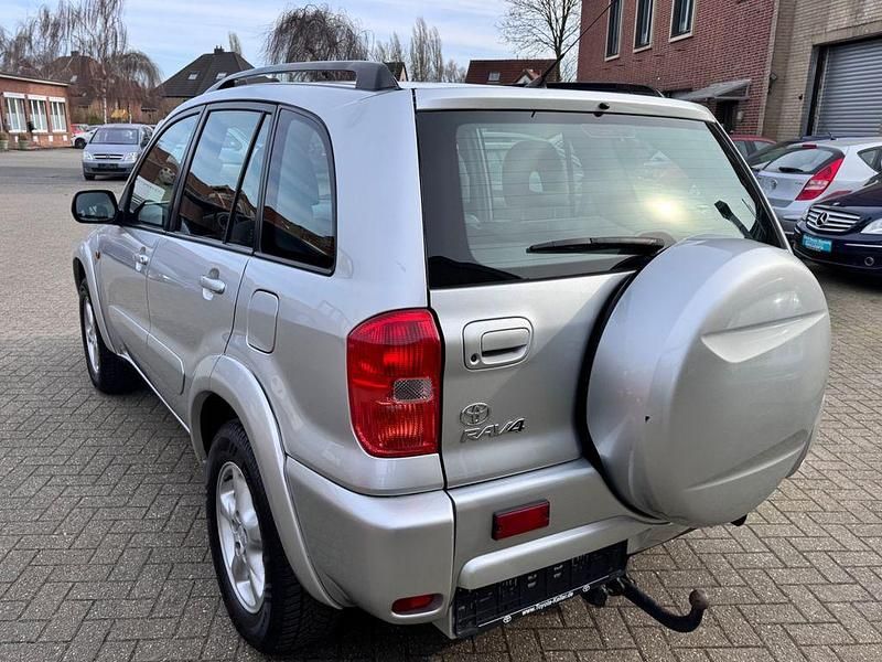 Gebraucht Toyota RAV4 150 PS (110 kW) 2003 Silber SUV