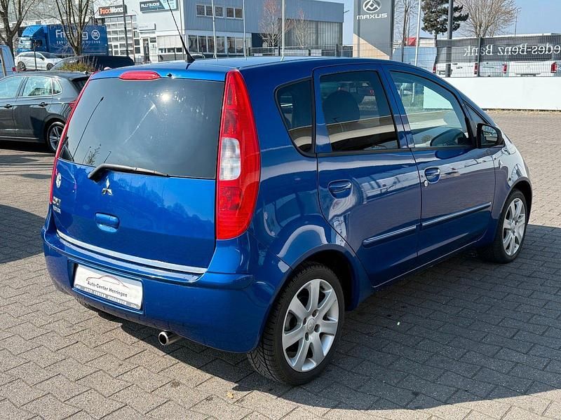 Gebraucht Mitsubishi Colt Motion 95 PS (69 kW) 2007 Blau Kleinwagen