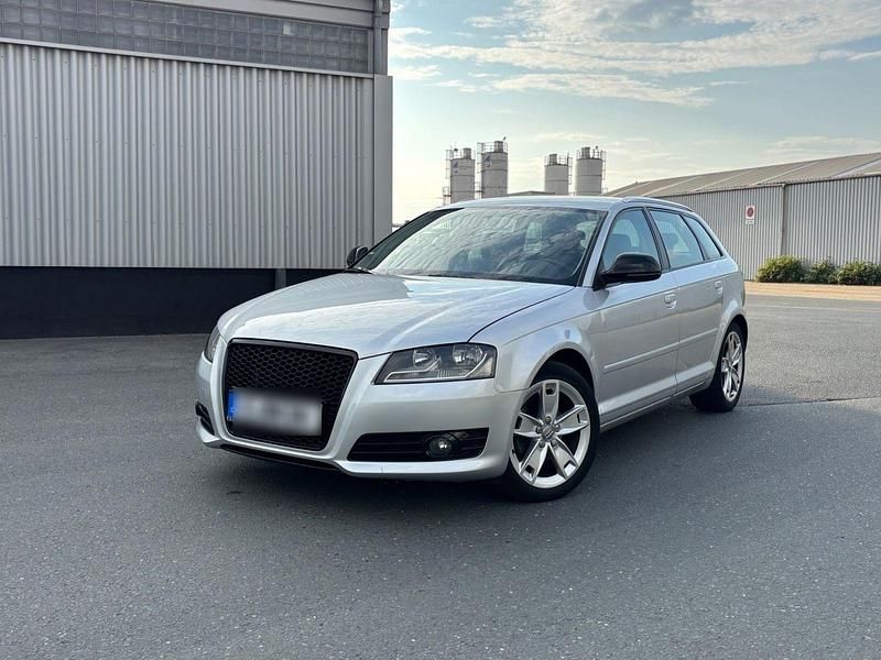 Silber Gebraucht 2009 Audi A3 Sportback Kleinwagen | 3.800 € (Fairer Preis) - Bild 1/4