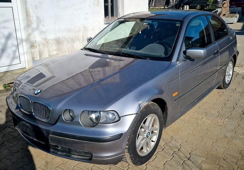 Grau Gebraucht 2004 BMW 316 Compact Kleinwagen | 750 € (Superpreis) - Bild 1/4