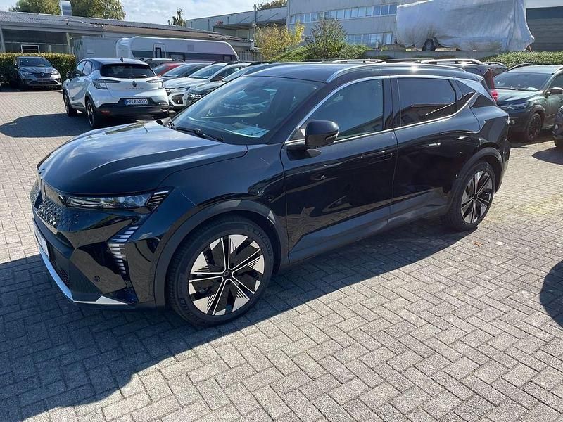 Second-hand Renault Scenic E-Tech Techno 160 kW (218 CP) 2024 Negru SUV
