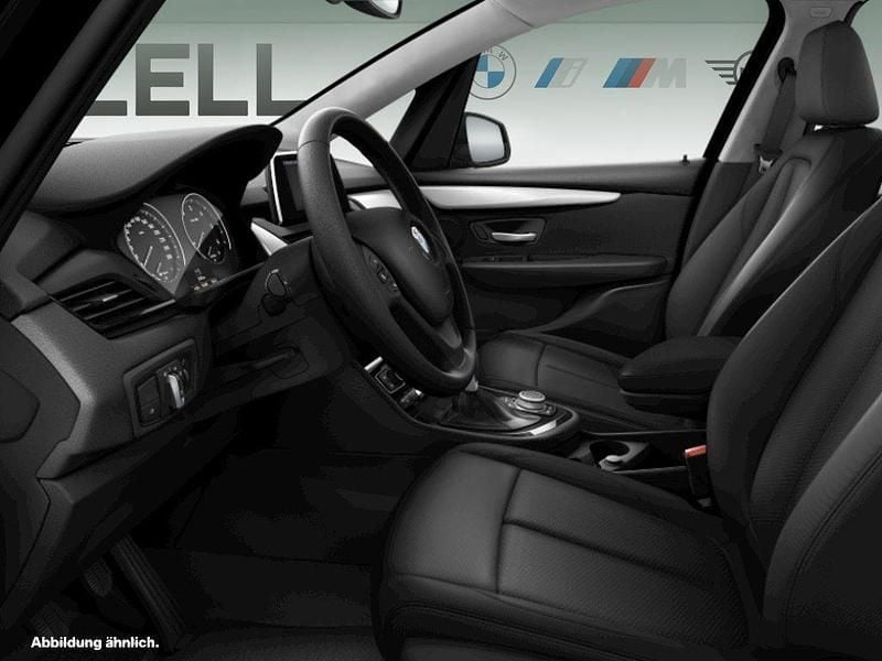 Gebraucht BMW 218 Active Tourer Advantage 150 PS (110 kW) 2021 Schwarz Van / Kleinbus