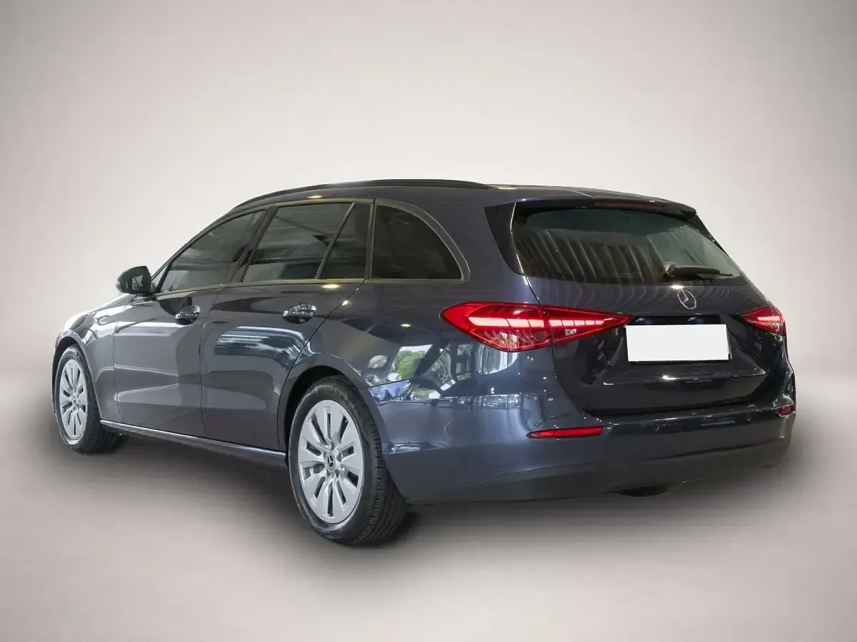 Gebraucht Mercedes C200 Premium 184 PS (135 kW) 2023 Blau